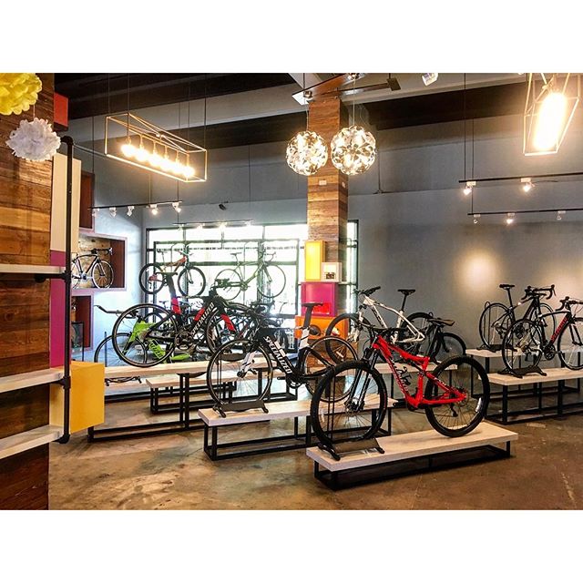 NOW OPEN!!! Maximus Athletes Shop Cafe🚴🏽️️ Enjoy specialty coffee and multi-sport gear right here in 126 Pioneer Street Mandaluyong🏻🏻 #triathlon #triathlete #swim #bike #run #coffee