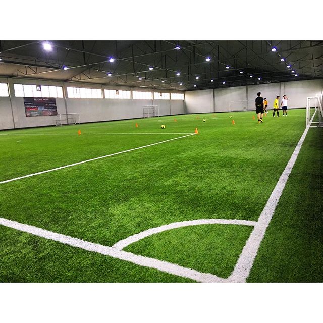 Gloomy weather is never a problem indoors. 🇵🇭️️️️ #sparta247 #thisisspartaph #spartanresolution #fifa #indoorsoccer