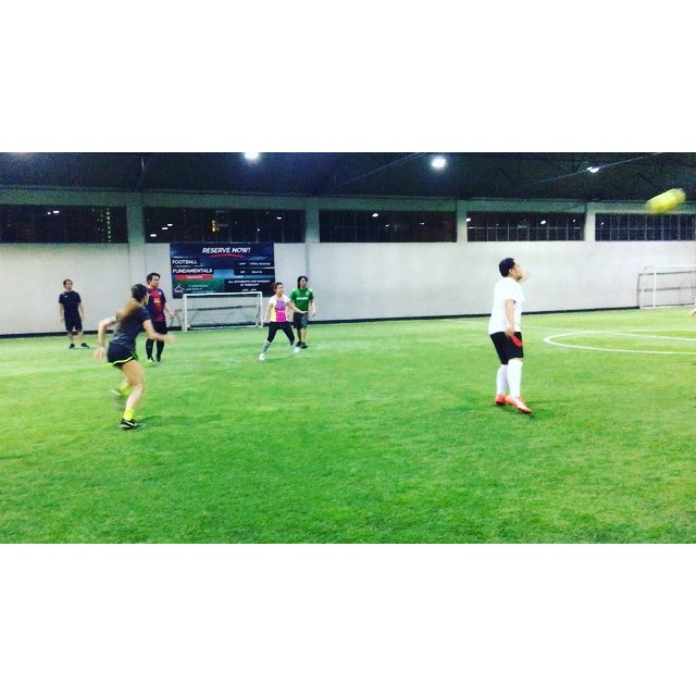@rixfern tearin it up with her Free Diver buddies!!! Not bad for someone who hasn't played in ages ️️️ #soccer #thisisspartaph #spartanresolution