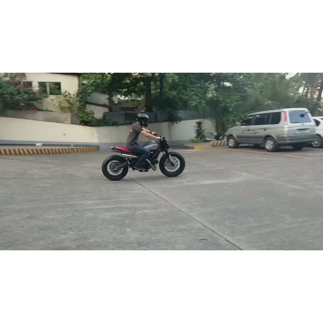 @billyjoecrawford rides his @ducatiphilippines Scrambler around the parking lot !!! Thanks to @stokedinc 😎