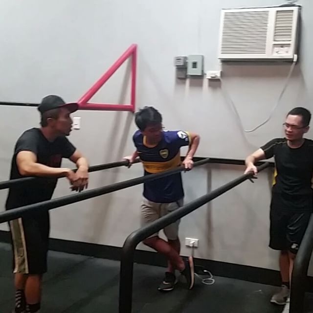 After taking Kalos class for a few months, Kix started taking Sthenos class since had already lost weight but now wanted harder and tighter muscles. From doing negative dips and box dips he now can rep out dips at the parallel bars! Learn to master your own body with us at Sparta Calisthenics Academy's classes! 😎 #calisthenics #ThisIsSpartaPH #spartacalisthenicsacademy #webreedchampions #Kalos #sthenos